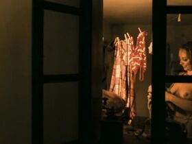Симона Стоическу голая, Иоана Барбу голая – Если семя не умрет (2010) #2