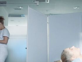 Наталья Рудова голая, Марина Васильева секси, Мария Шалаева секси – БИХЭППИ s01e01-04 (2019) #17