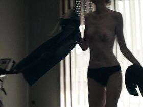 Элизабет Дебики голая – Искусство ограбления (2019) #16