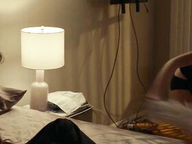 Элизабет Дебики голая – Widows (2018) #16