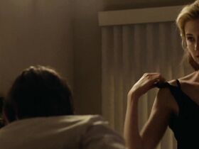 Элизабет Дебики голая – Widows (2018) #4