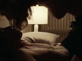 Элизабет Дебики голая – Widows (2018) #7