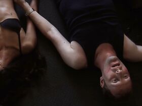 Мэри Аннегелин голая, Жанетт Валенсия секси – Revenge of the Gweilo (2016) #15