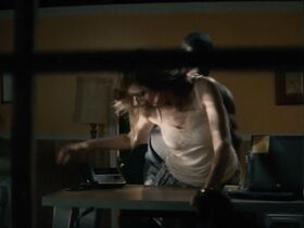 Элика Портной секси – Безжалостный (2019) #9