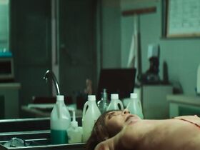 Фабиула Насименту голая – Голоса с того света (2018) #6