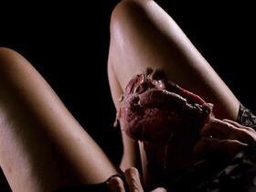 Мариана Лима секси – Обольщение плоти (2018) #3