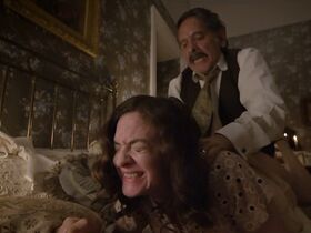 Каталина Герра секси – Рваные трусы (2018)