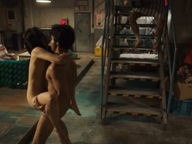 Мисато Морита голая – Обнаженный режиссер s01e05 (2019) #36