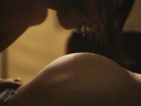 Ким Ю-ён голая – Цель встречи выпускников (2015) #10