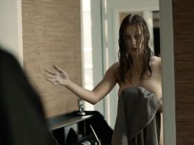 Юлия Рагнарссон голая – Стокгольмские истории (2013) #3