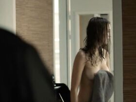 Юлия Рагнарссон голая – Стокгольмские истории (2013) #4