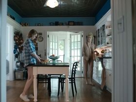 Хлоя Севиньи голая – Керту (2019) #2