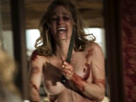 Сильвия Джеффрис голая – Трое из ада (2019) #9