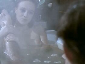 Элеонора Джорджи голая – Готовая на все (1977) #8