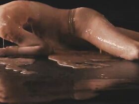 Катажина Дабровска голая – Дети кукурузы: Генезис (2019) #2