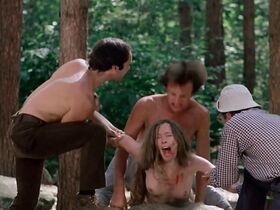 Джэми Бернадетт голая, Мария Олсен голая – Я плюю на ваши могилы: Дежа вю (2019) #2