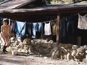 Джэми Бернадетт голая, Мария Олсен голая – Я плюю на ваши могилы: Дежа вю (2019) #24