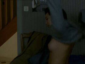 Лаура Смет голая – Подружка невесты (2004) #3