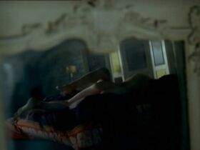 Лаура Смет голая – Подружка невесты (2004) #4