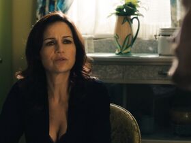 Карла Гуджино голая – Джетт s01e05 (2019) #17