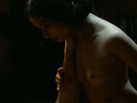 Ланг Кхе Чан голая – На краю света (2018) #4