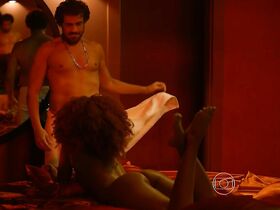 Мария Биа голая – Секс и негры s01e02 (2014) #3