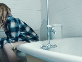 Вирджиния Гарднер голая – Морская звезда (2018) #13