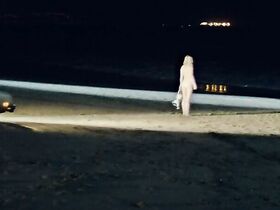 Вирджиния Гарднер голая – Морская звезда (2018) #3