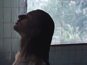 Хуана дель Рио голая – Зелёная граница s01e01-03 (2019) #2