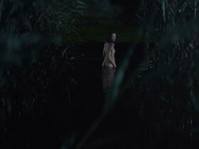 Юлия Чепурко голая – Позывной «Бандерас» (2018) #8