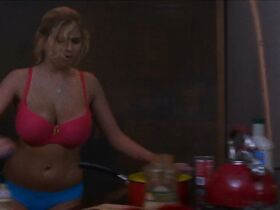 Джордан Фиппс голая – На волоске от смерти (2017) #12