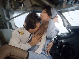 Мишель Сиу голая – Любовный круг (1985) #2