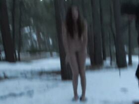 Даниэлла Лозо голая – Вампир чёрной воды (2014) #2