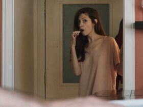 Кэтерин Каннингэм секси – Йеллоустоун s02e01 (2019) #6