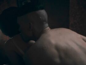 Наташа О’Кифф секси – Острые козырьки s05e03-05 (2018) #4