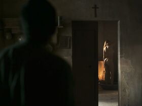 Летиция Каста голая – Идеальный дворец Фердинанда Шеваля (2018) #2