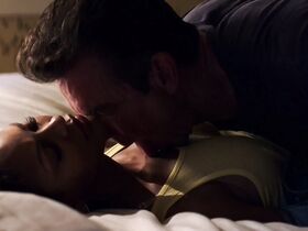 Миган Гуд секси – Незваный гость (2019) #17