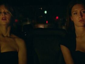 Виржини Эфира голая – Соблазн (2019) #23