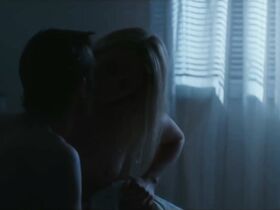 Софи Лукасик голая – Детство Икара (2009) #5