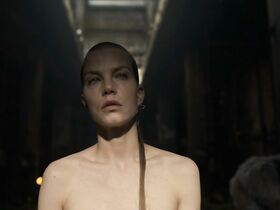 Сильвия Хукс секси – Видеть s01e01-02 (2019) #3