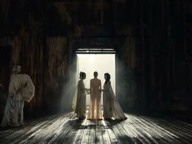 Сильвия Хукс секси – Видеть s01e01-02 (2019) #4