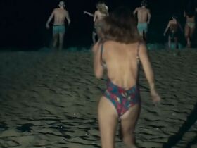 Камиль Шаму секси – Ничего себе каникулы! (2018) #18