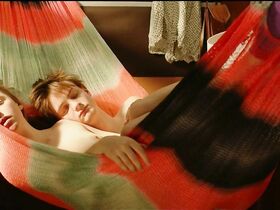 Майли Дюмон голая – Simon Cries (2016) #3