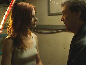 Хлоя Дикстра голая, Ана Фокс голая – Диминуэндо (2018) #24