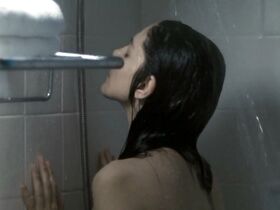 Ронит Элькабец секси – Invisible (2011) #3