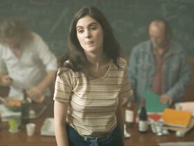 Клэр Шюст голая – Дамьен хочет изменить мир (2019) #2