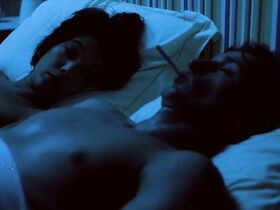 Мелани Дуте секси – Цветок зла (2003) #6