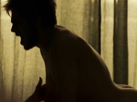 Жюльет Бинош голая – Та, которой не было (2019) #6