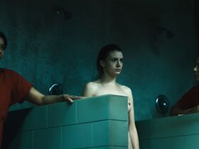 Гайте Янсен голая – Джетт s01e03 (2019) #2