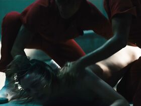 Гайте Янсен голая – Джетт s01e03 (2019) #5